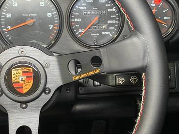 Porsche 964 Carrera 4 Coupe — photo 20