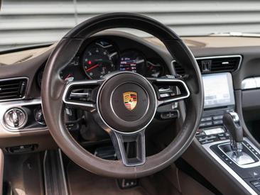 Porsche 991 II Carrera Cabriolet — photo 12