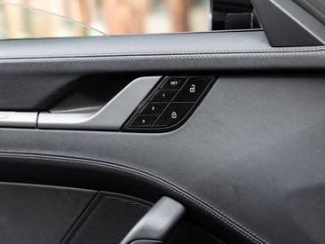 Porsche 992 I Carrera 4S Cabriolet — photo 28