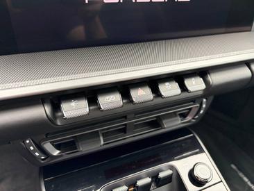 Porsche 992 I Carrera Cabriolet — photo 24
