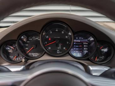 Porsche 991 II Carrera Cabriolet — photo 14