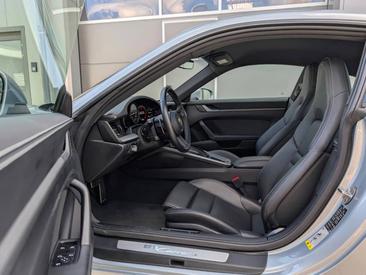 Porsche 992 I Carrera — photo 19