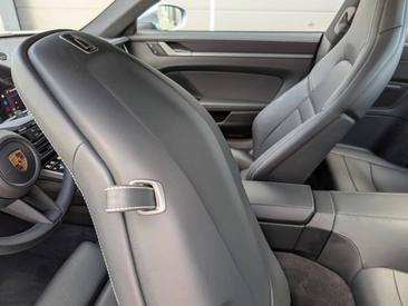 Porsche 992 I Carrera — photo 20