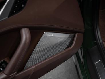 Porsche 992 I Targa 4S — photo 27