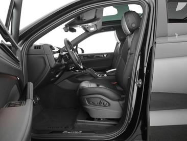 Porsche Cayenne III S E-Hybrid Black Edition — photo 12