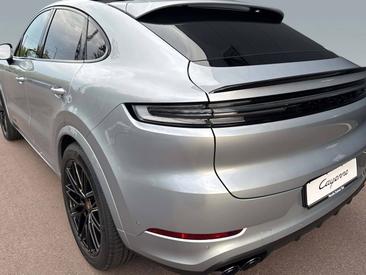 Porsche Cayenne III Coupé Black Edition — photo 8