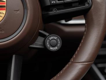 Porsche 992 I Targa 4S — photo 33