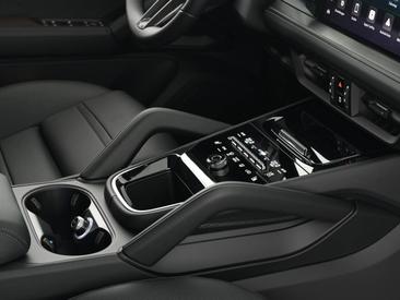 Porsche Cayenne III S E-Hybrid Black Edition — photo 17