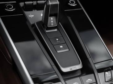Porsche 992 I Targa 4S — photo 37