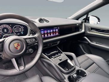 Porsche Cayenne III Coupé Black Edition — photo 15