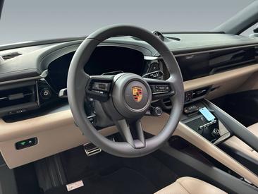 Porsche Macan Electrique 4S — photo 13