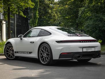 Porsche 992 II Carrera — photo 3