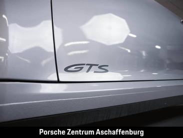 Porsche 992 I Carrera 4 GTS — photo 7