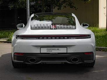 Porsche 992 II Carrera — photo 5