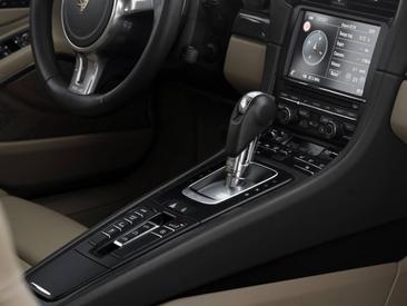 Porsche 991 I Turbo S Cabriolet — photo 17