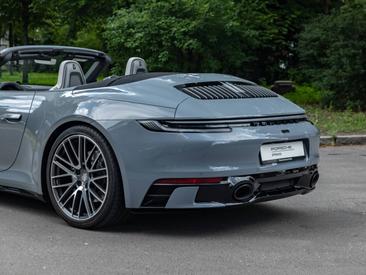 Porsche 992 I Carrera 4S Cabriolet — photo 8