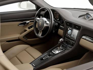 Porsche 991 I Turbo S Cabriolet — photo 25