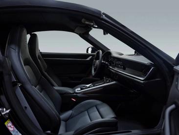 Porsche 992 II Carrera Cabriolet — photo 17