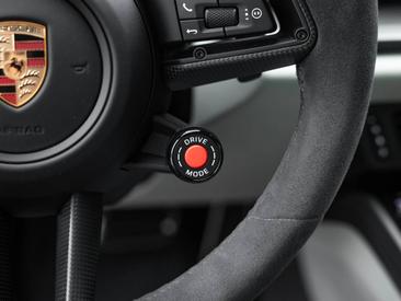 Porsche 992 II Carrera — photo 24