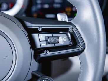 Porsche 992 I Carrera 4 GTS — photo 26