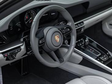 Porsche 992 I Carrera 4S Cabriolet — photo 15