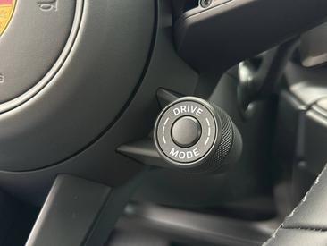 Porsche Cayenne III E-Hybrid Coupé Black Edition — photo 31