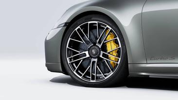 Porsche 992 II Turbo S Cabriolet — photo 10