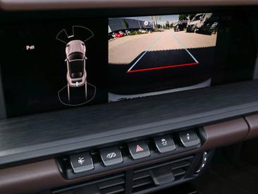Porsche 992 II Carrera 4 GTS Cabriolet — photo 19