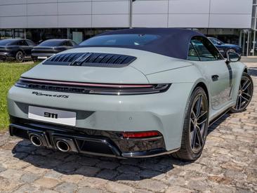 Porsche 992 II Carrera 4 GTS Cabriolet — photo 5