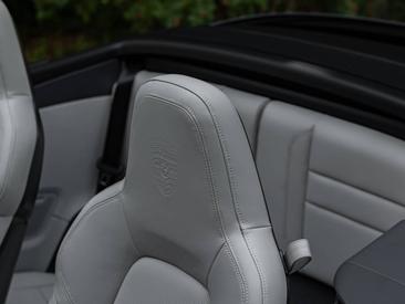 Porsche 992 I Carrera 4S Cabriolet — photo 25