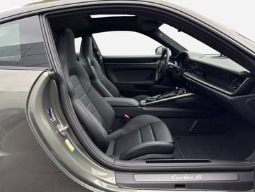 Porsche 992 II Turbo S — photo 18