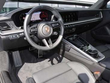 Porsche 992 II Carrera — photo 11