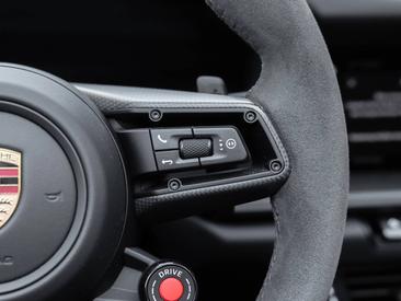 Porsche 992 II Carrera Cabriolet — photo 18