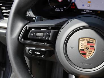 Porsche 992 II Carrera — photo 17