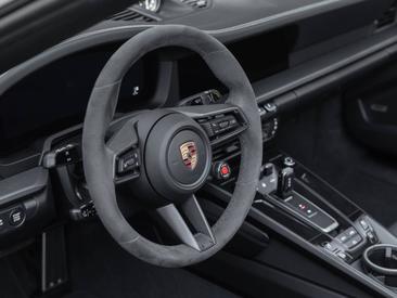 Porsche 992 II Carrera Cabriolet — photo 24