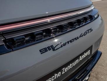 Porsche 992 II Carrera 4 GTS Cabriolet — photo 37