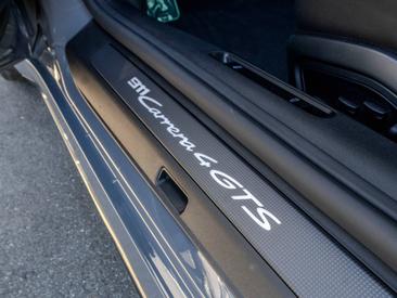 Porsche 992 II Carrera 4 GTS Cabriolet — photo 40