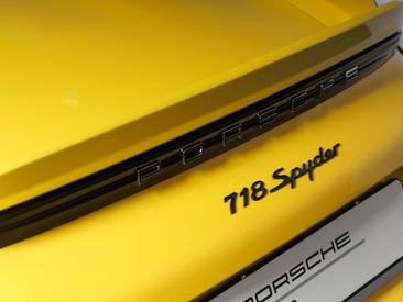 Porsche 718 Spyder — photo 7