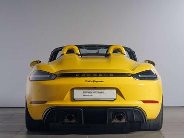 Porsche 718 Spyder — photo 10