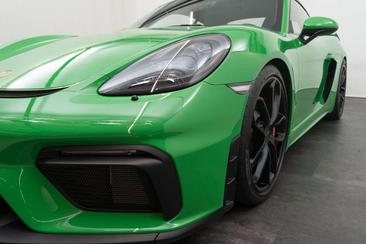 Porsche 718 GT4 — photo 19