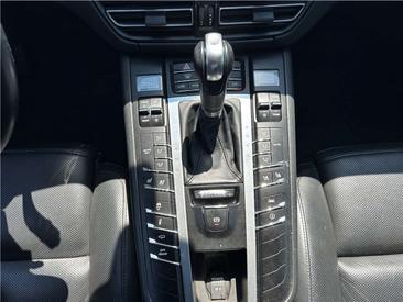 Porsche Macan Electrique S — photo 5