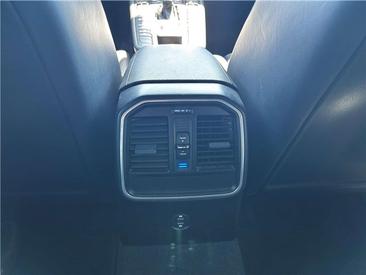 Porsche Macan Electrique S — photo 8