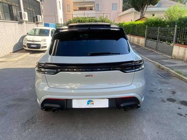 Porsche Macan Electrique S — photo 8