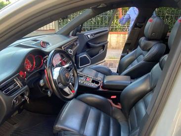 Porsche Macan Electrique S — photo 14