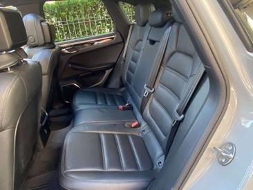 Porsche Macan Electrique S — photo 19