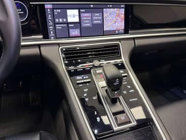 Porsche Panamera II — photo 11