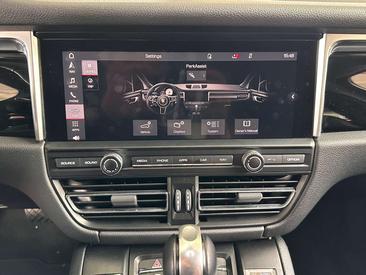 Porsche Macan Electrique S — photo 14