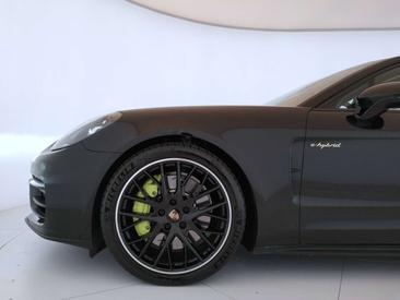 Porsche Panamera II — photo 28
