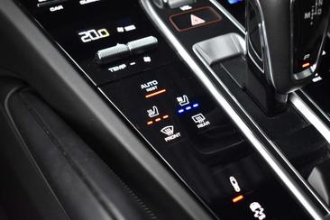 Porsche Cayenne III E-Hybrid Platinum Edition — photo 9
