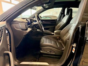 Porsche Macan Electrique — photo 8